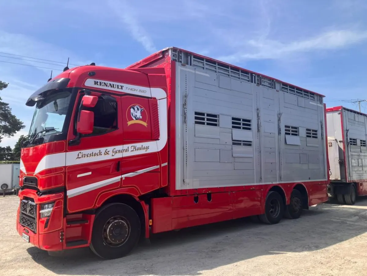 Livestock Truck & Trailer **Online Auction** - Image 4