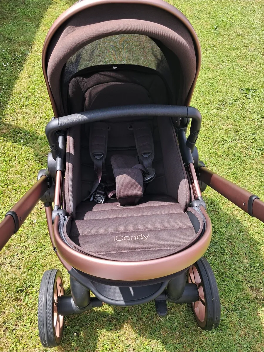 iCandy Peach 7 Buggie Bundle & Car Seat for sale - Image 2