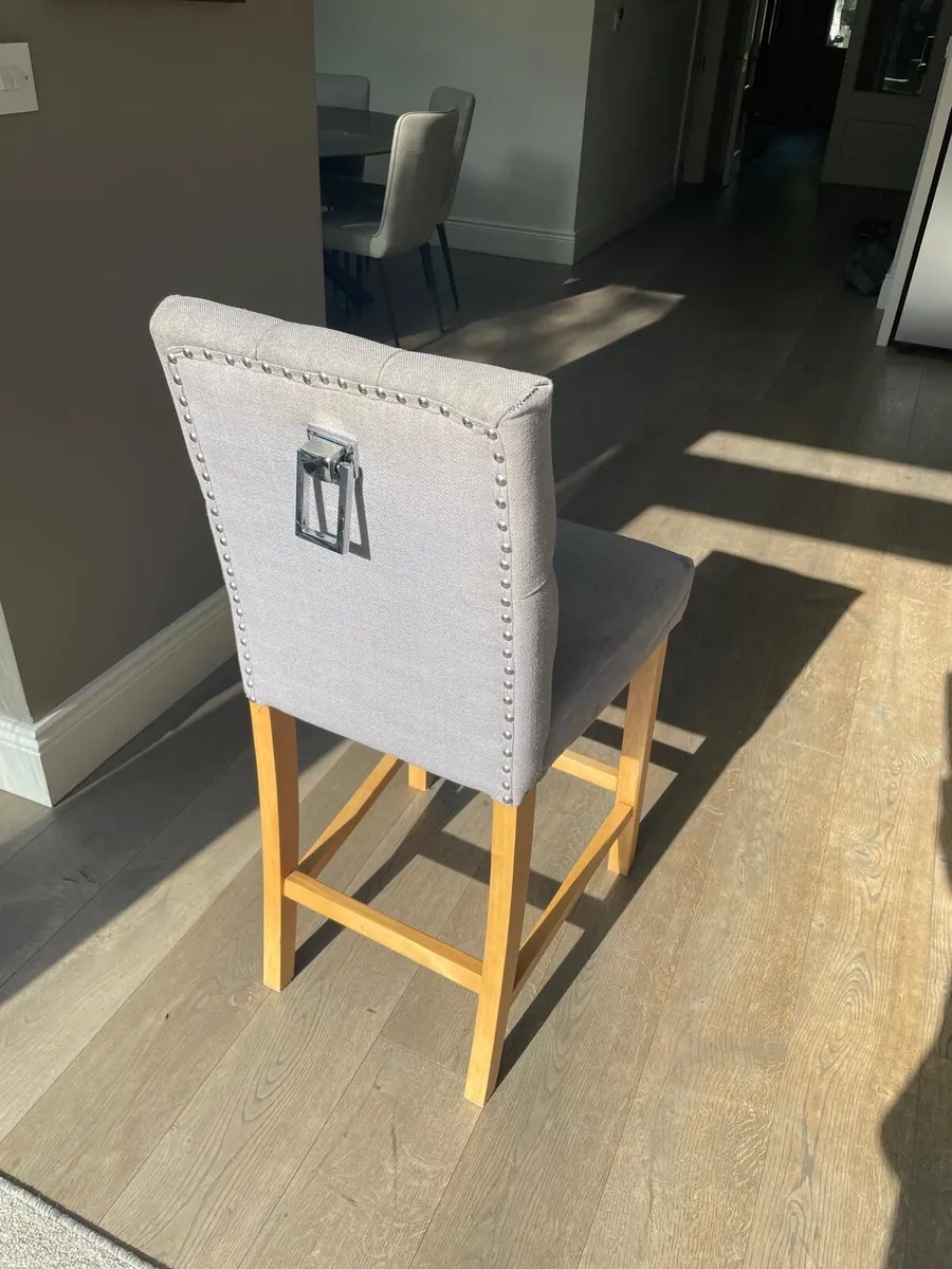 5 free counter chairs - Image 4