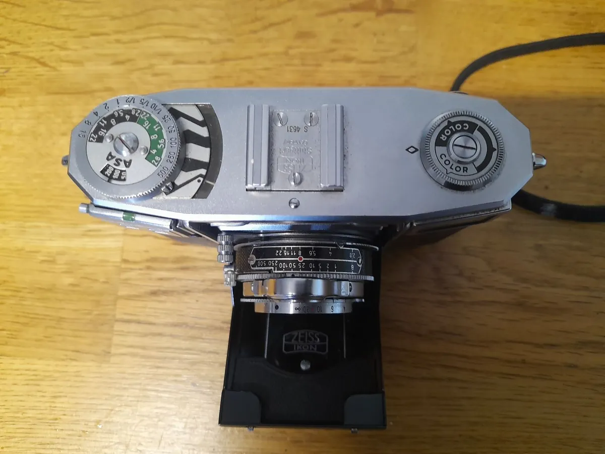 Old Zeiss Ikon Contessa Camera - Image 2