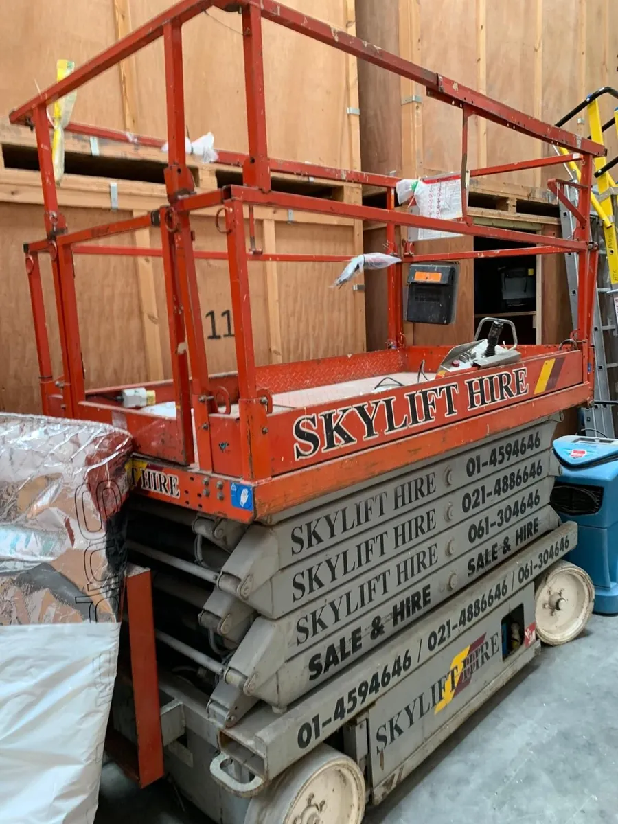 Scissor Lift For Sale - Image 2