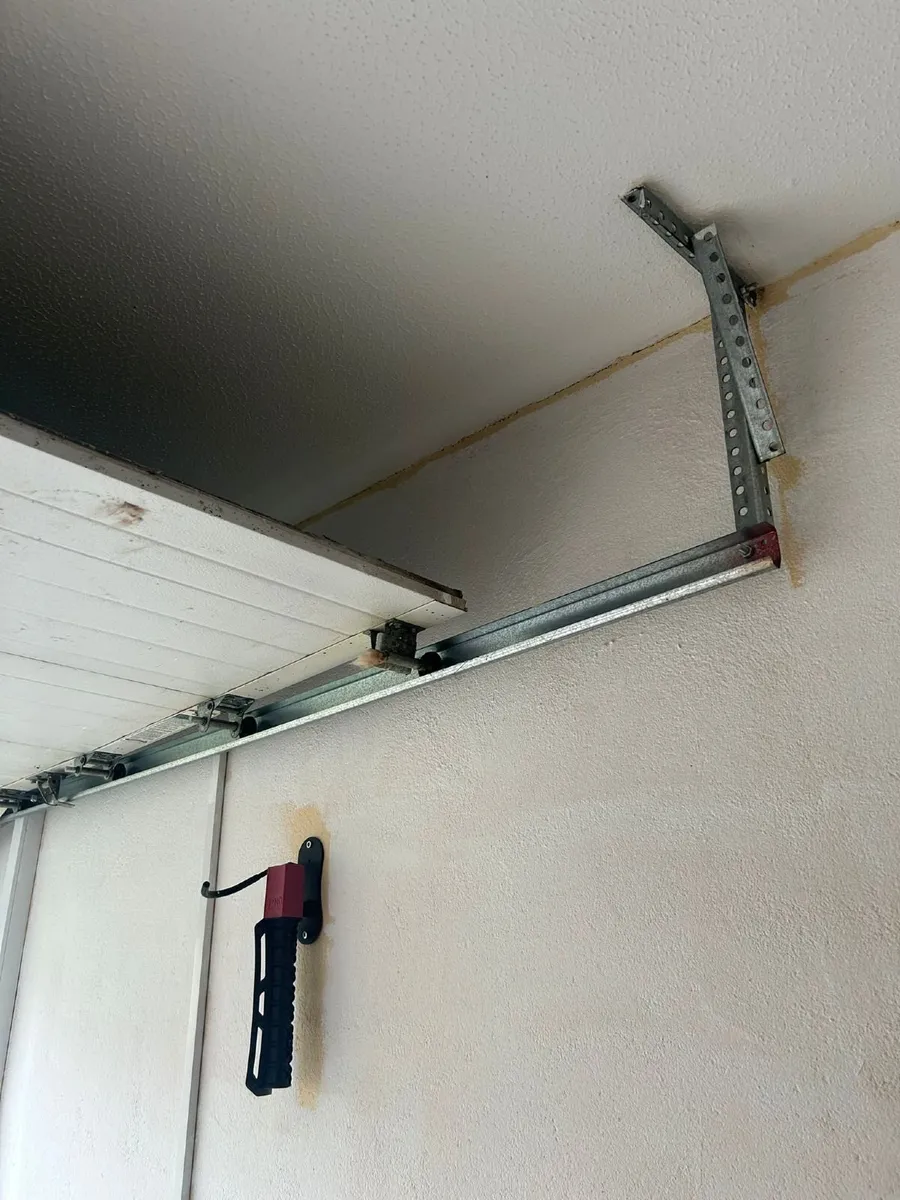 Garage Door - Image 3