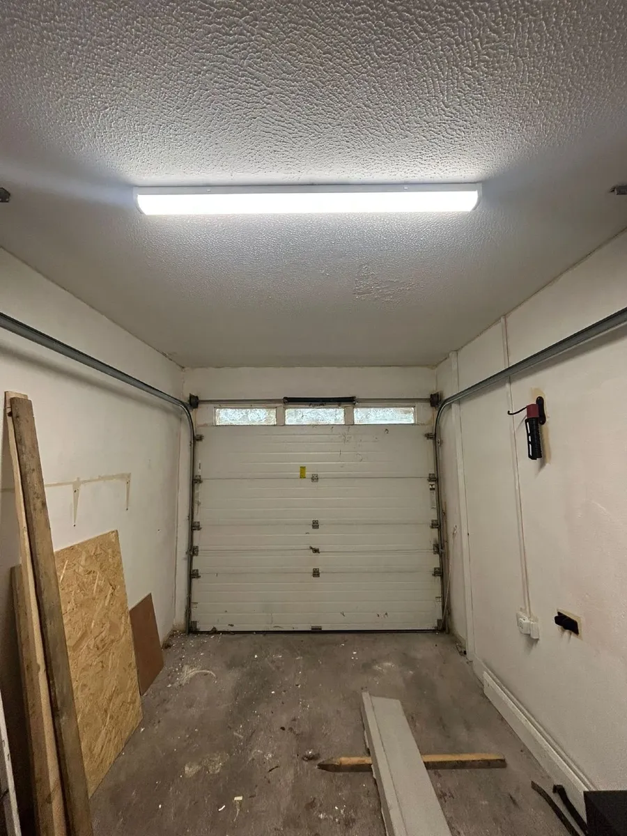 Garage Door - Image 4