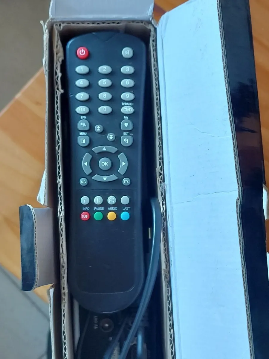 Digivox-T Digital Terrestrial Receiver with Remote - Image 2