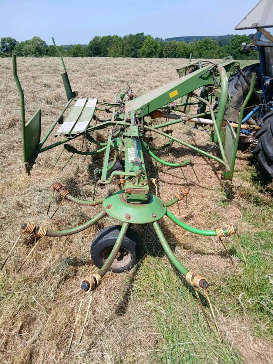 KRONE 5.5m 4 rotor tedder SWAPS - Image 1