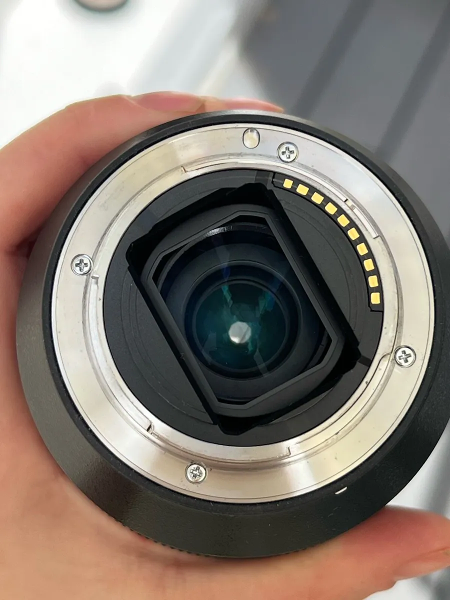 Sony 24-105 f4 G, OSS (E-mount) - Image 4