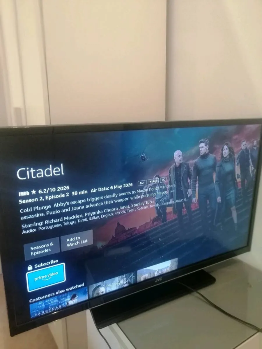 JVC 32 inch SMART tv - Image 1