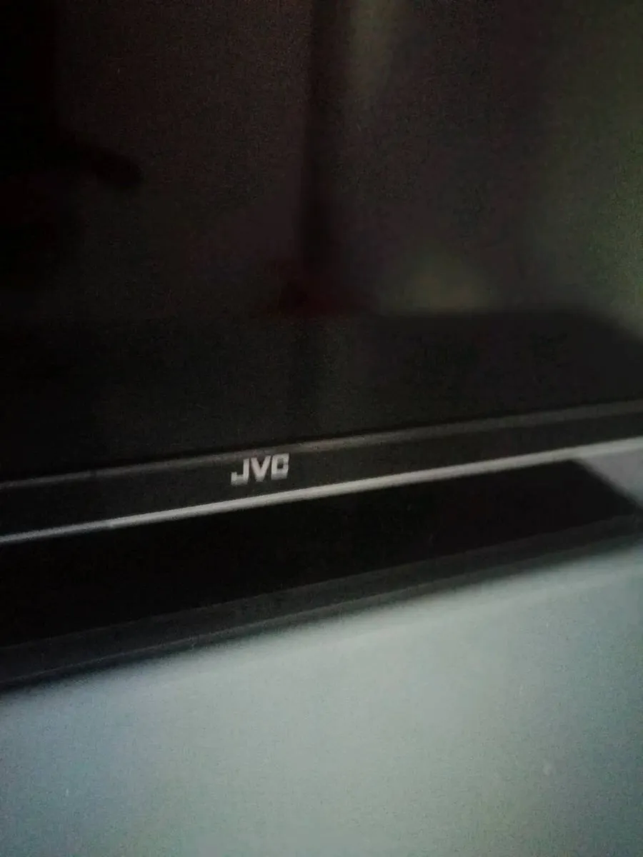 JVC 32 inch SMART tv - Image 4