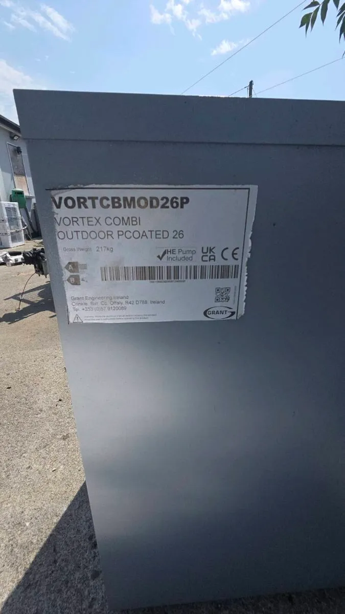 Grant vortex combi oil boiler (as new) - Image 4