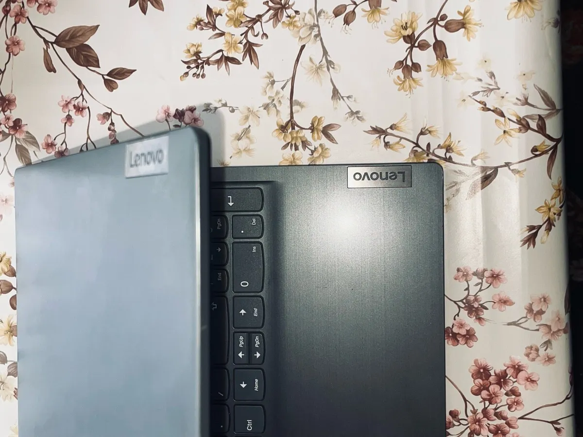Lenovo Laptop - Image 2