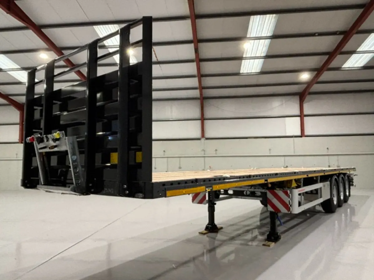 NEW 2026 KASSBOHRER TRI-AXLE F  FLAT TRAILER - Image 3
