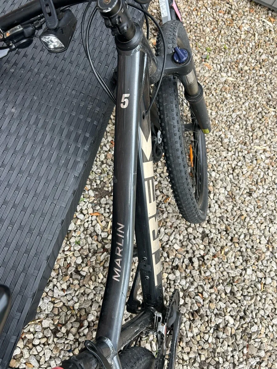 Trek Marlin 5 Mountain Bike - Image 4