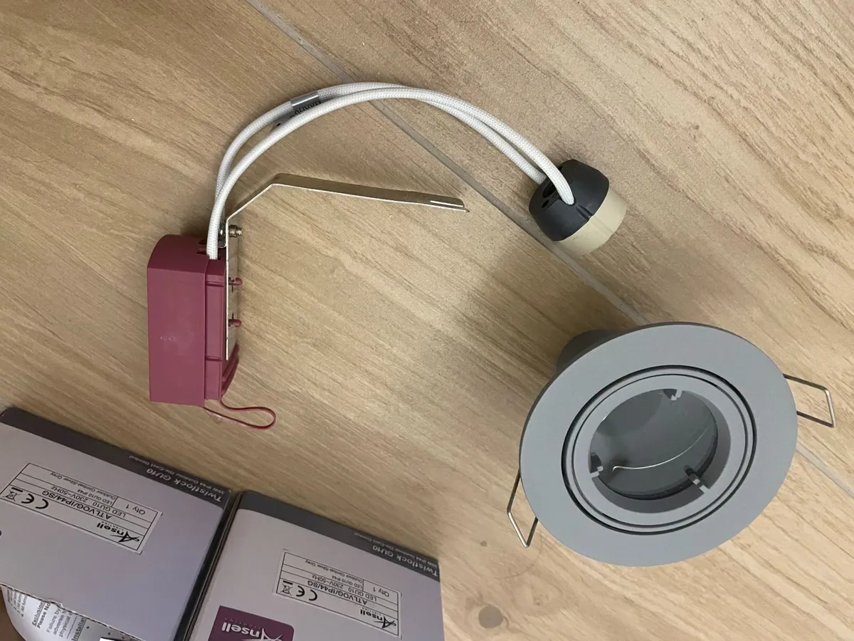 Ansell Twistlock Outdoor Downlights - Image 2