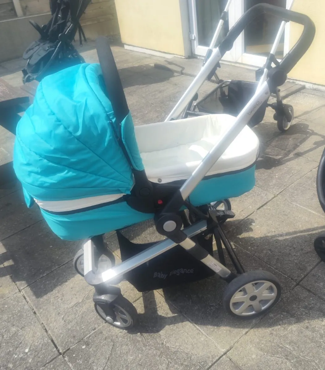 Baby Elegance Beep Twist Travel System - Image 1