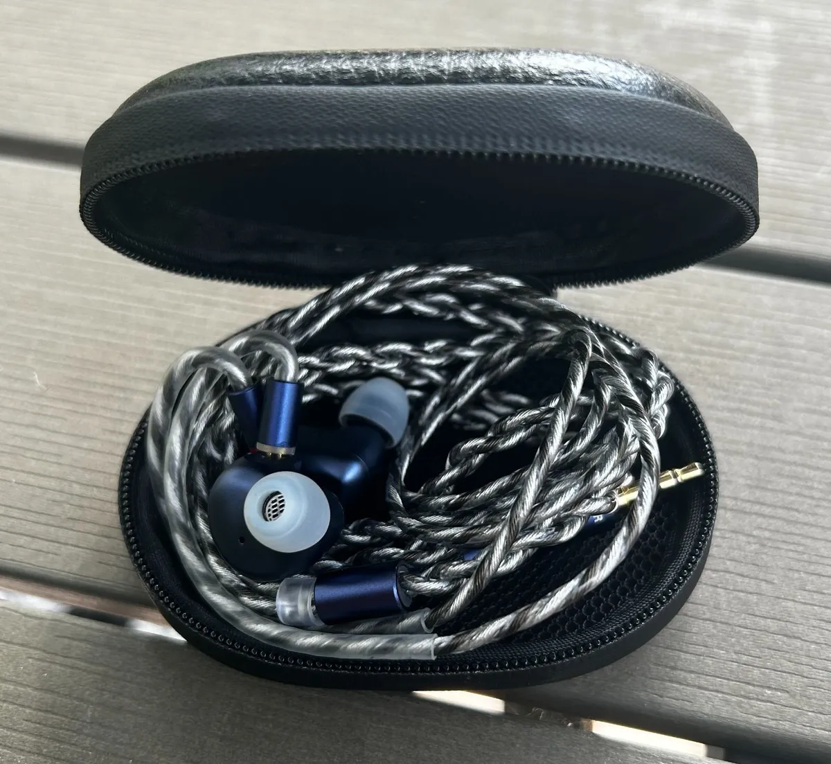 Letshuoer S12 Pro in-Ear Audiophile Earphones - Image 4