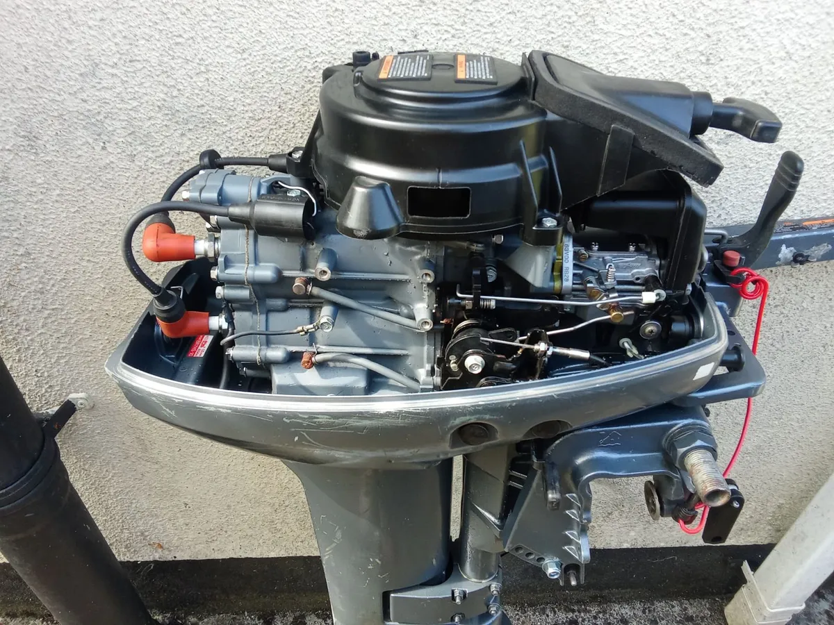 2-stroke outboard YAMAHA -9,9 hp - Image 4