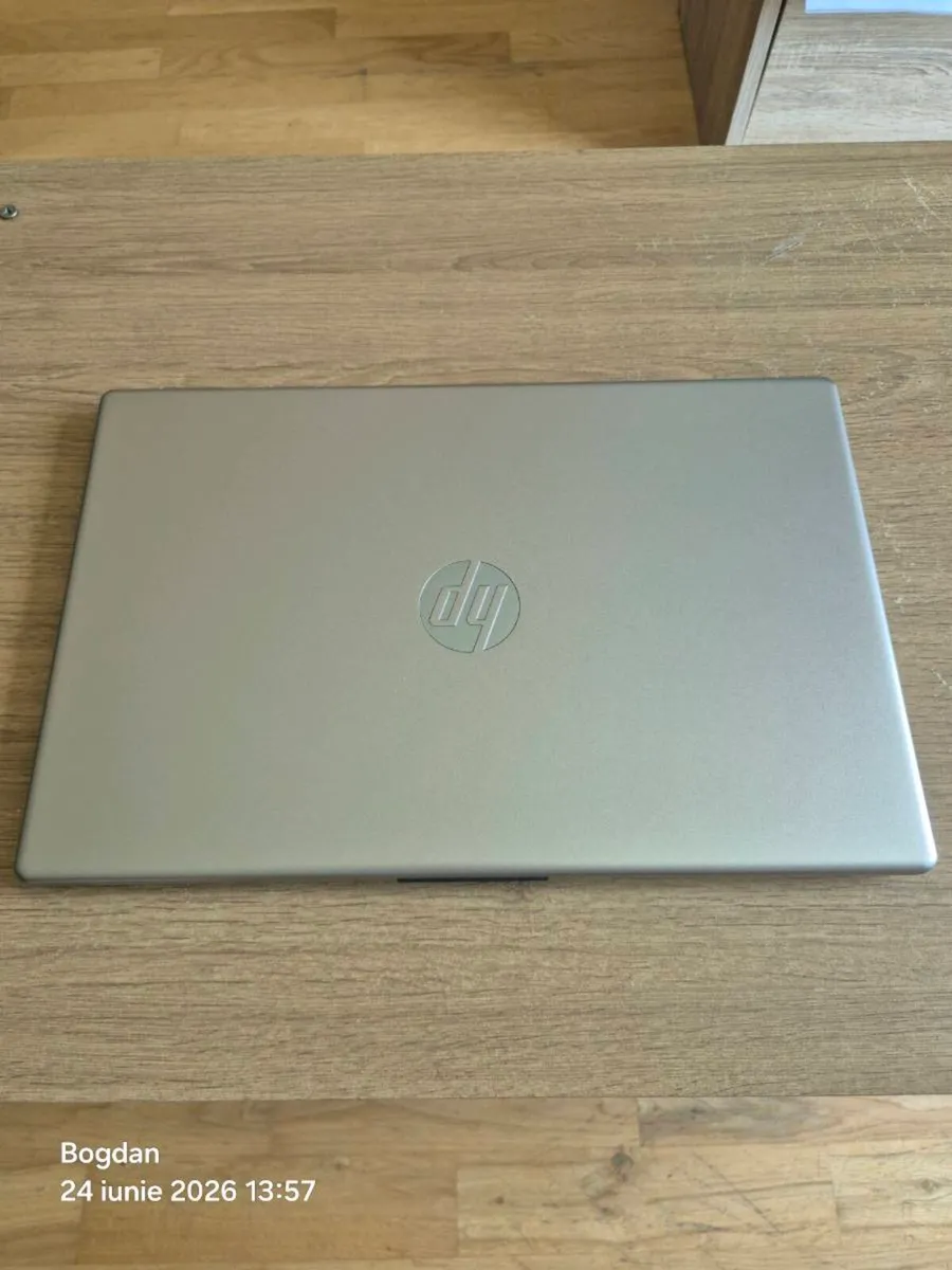 Hp Laptop - Image 2