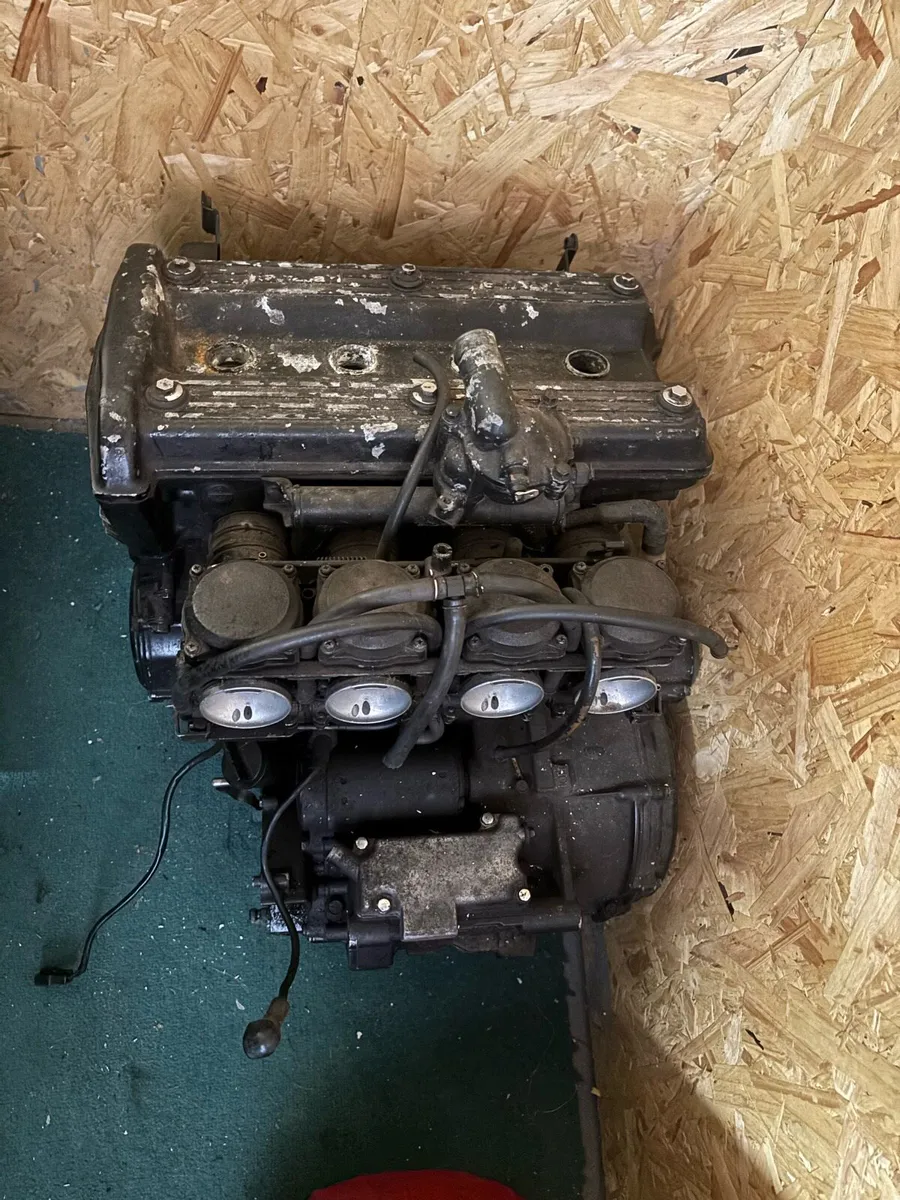 Gpz900 engine - Image 2