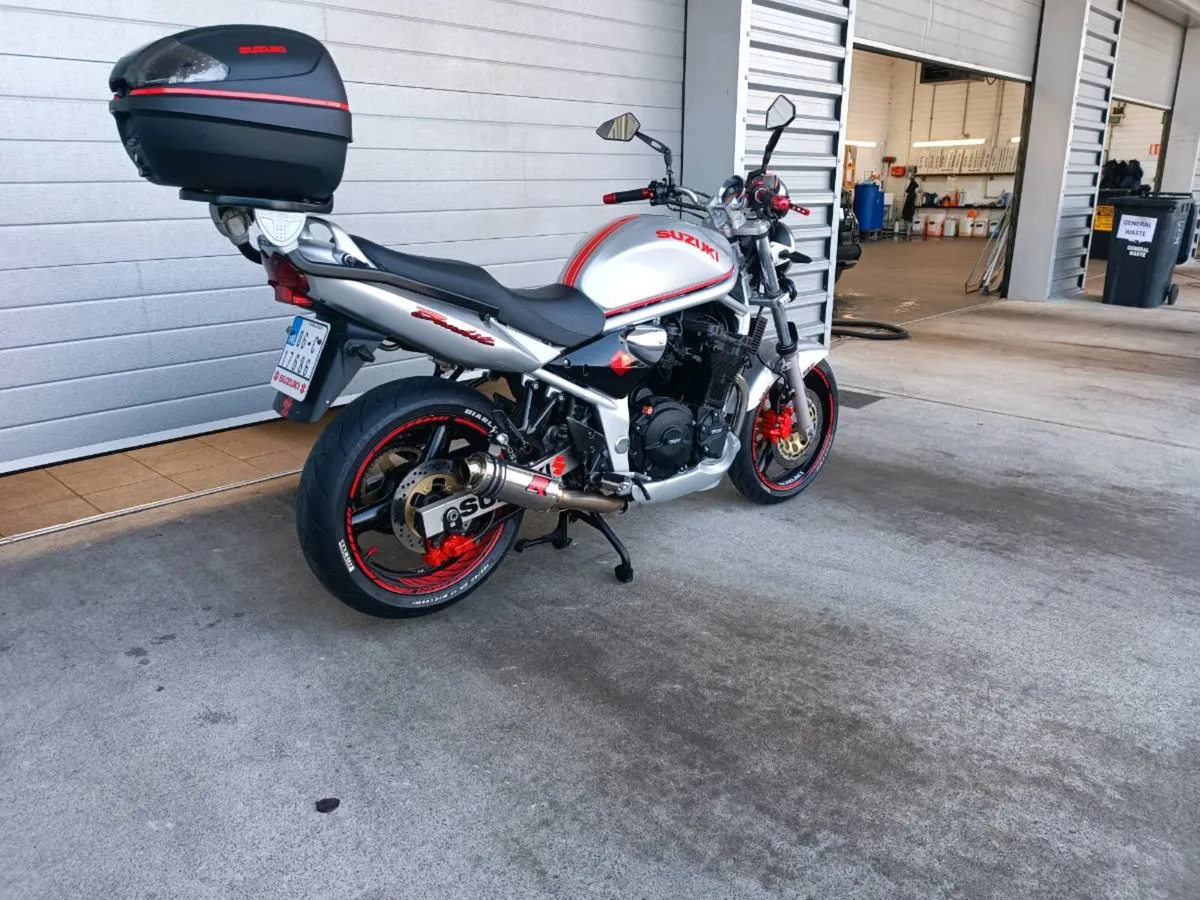 Mint Suzuki Bandit 600n very low km - Image 2