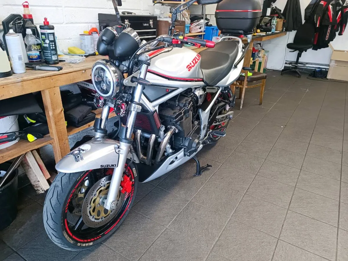 Mint Suzuki Bandit 600n very low km - Image 4