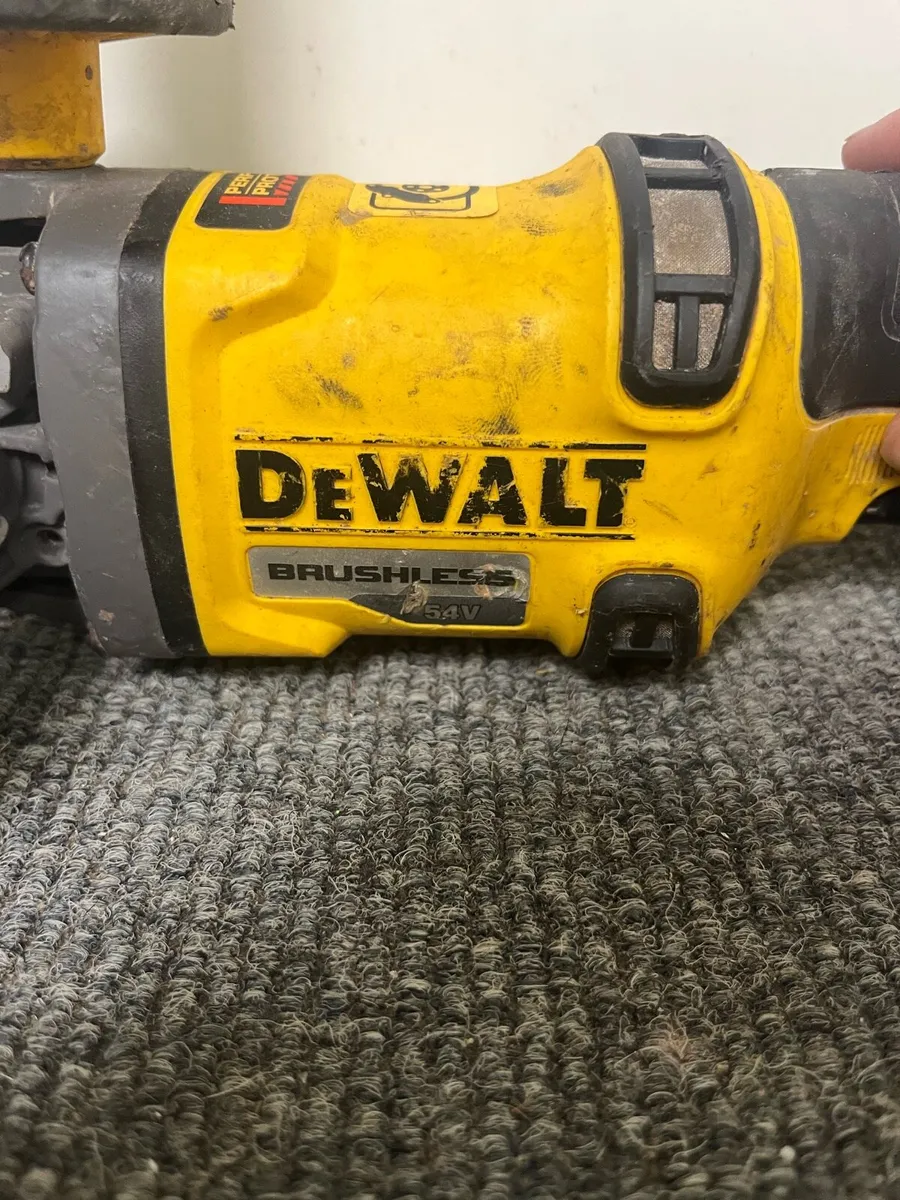 DeWalt DCG200 54V - Image 2