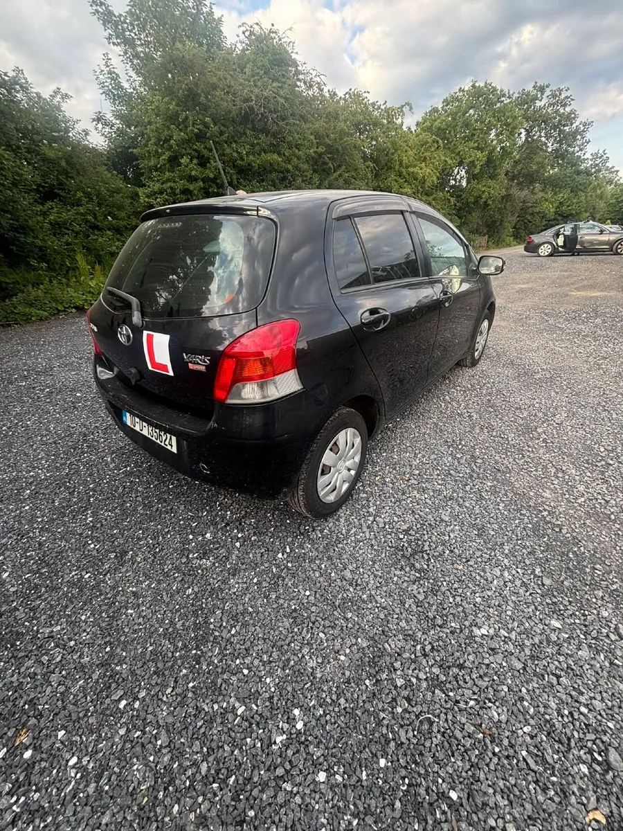 Toyota vitz automatic 1.0 - Image 4