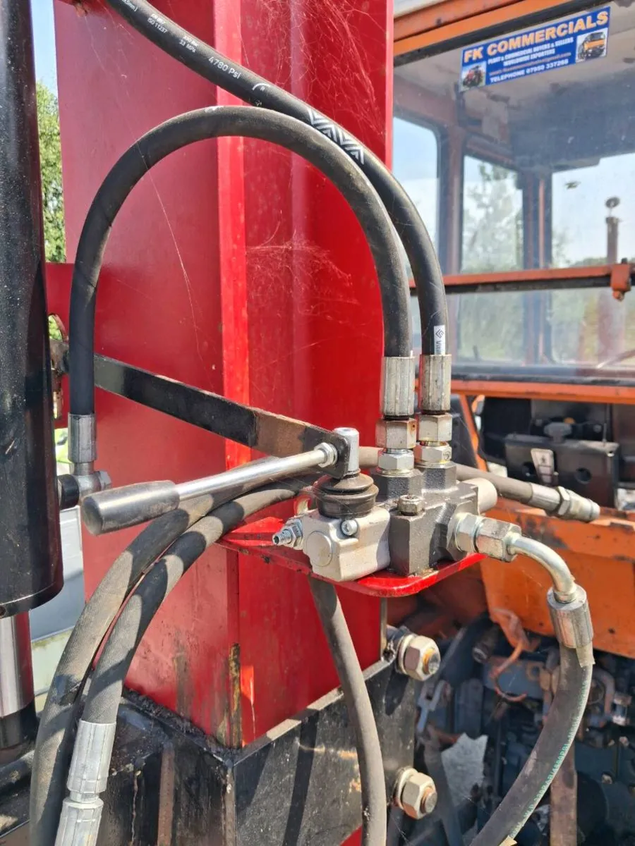 Log splitter - Image 1