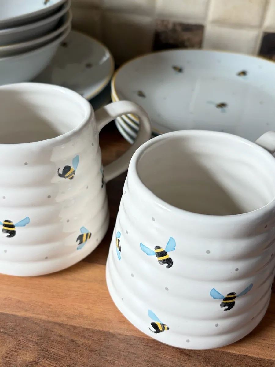 Price & Kensington Sweet Bee dinner set - Image 2