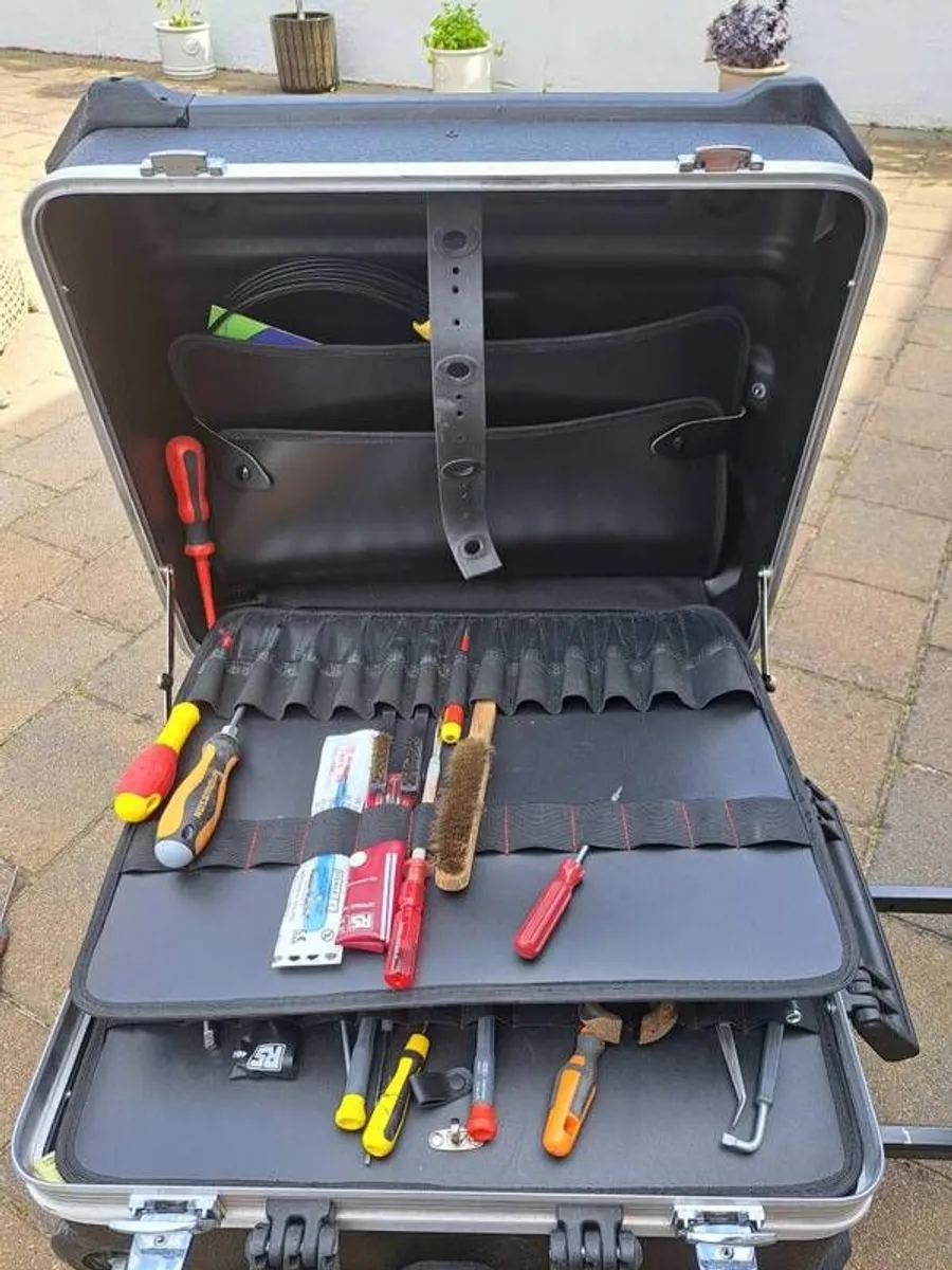 GT Line Turtle 350 Tool Case on Wheels - Image 4