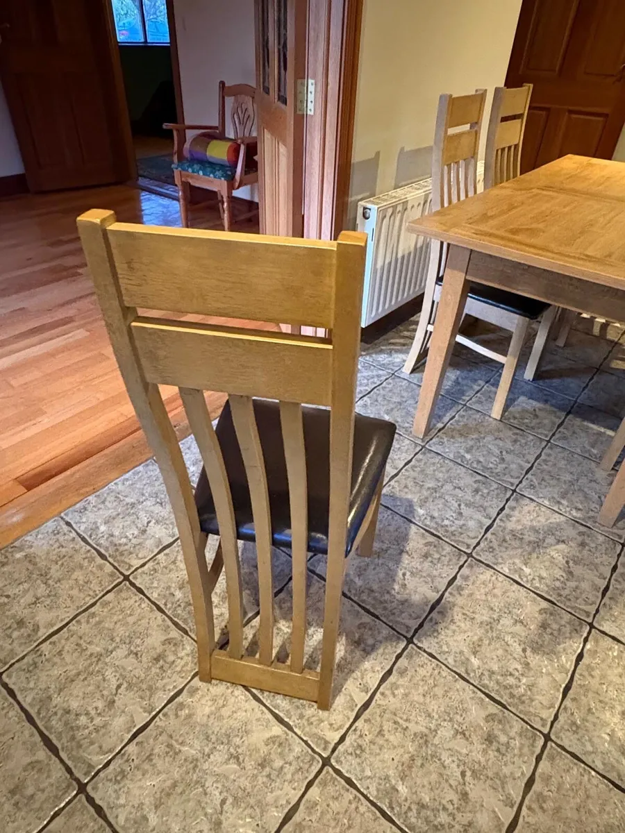 Kitchen Table - Image 2