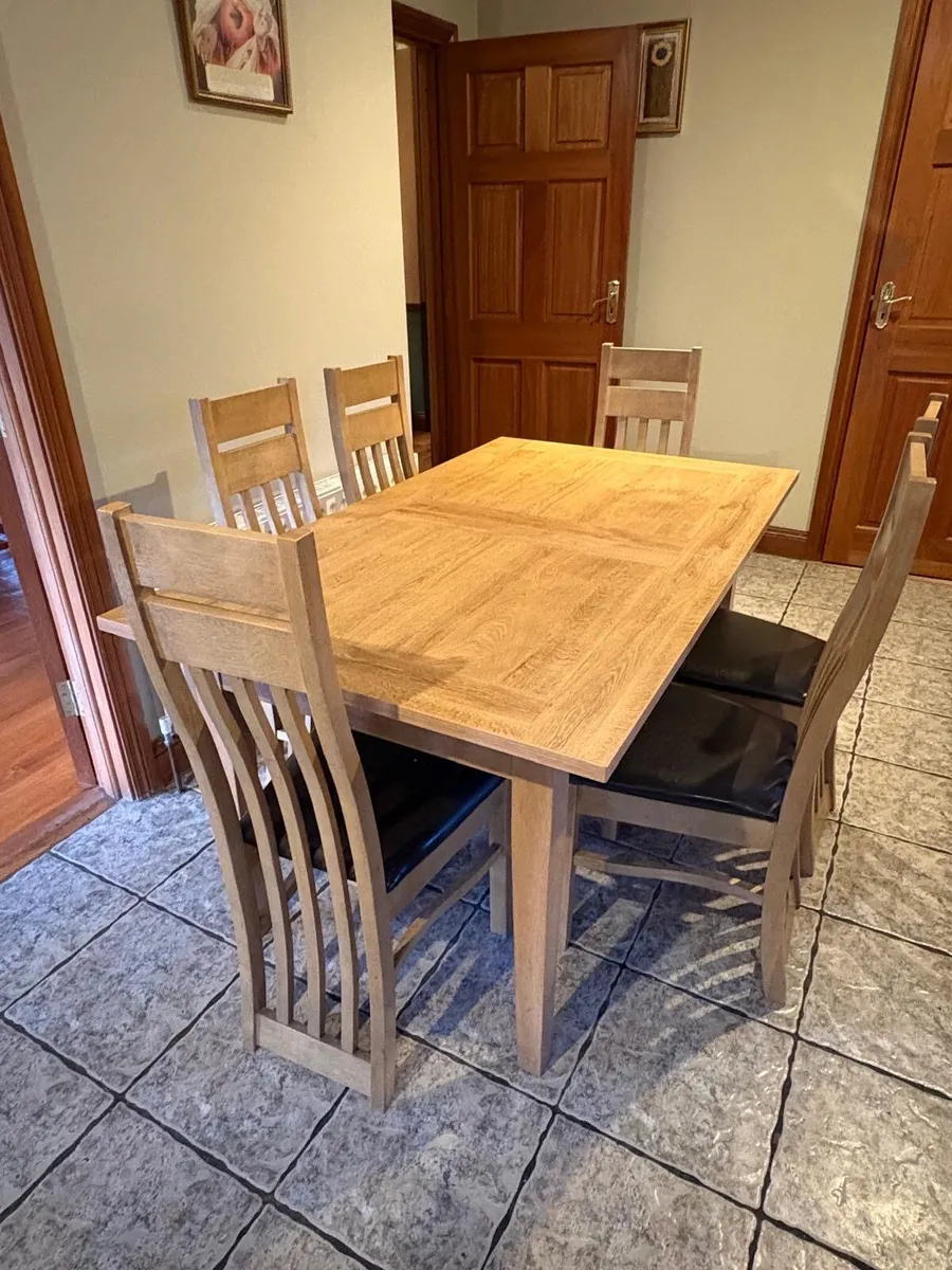 Kitchen Table - Image 1
