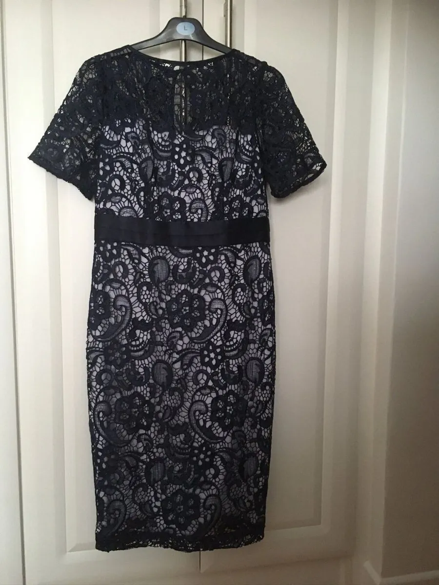 New Berkertex Lace Dress, Size 12, Fully Lined - Image 1