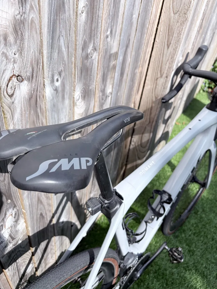 Trek Domane SL7 Gen 4 (2022) – SRAM Force AXS - Image 4