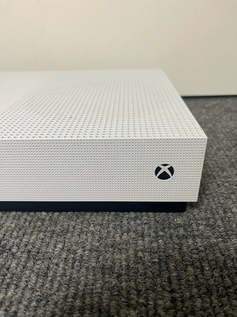 XBox 1 S 1tb Storage - Image 3
