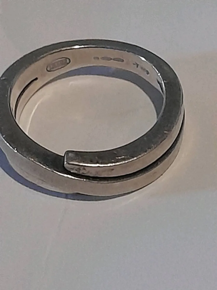 Heavy FOSSIL sterling silver ring - Image 1
