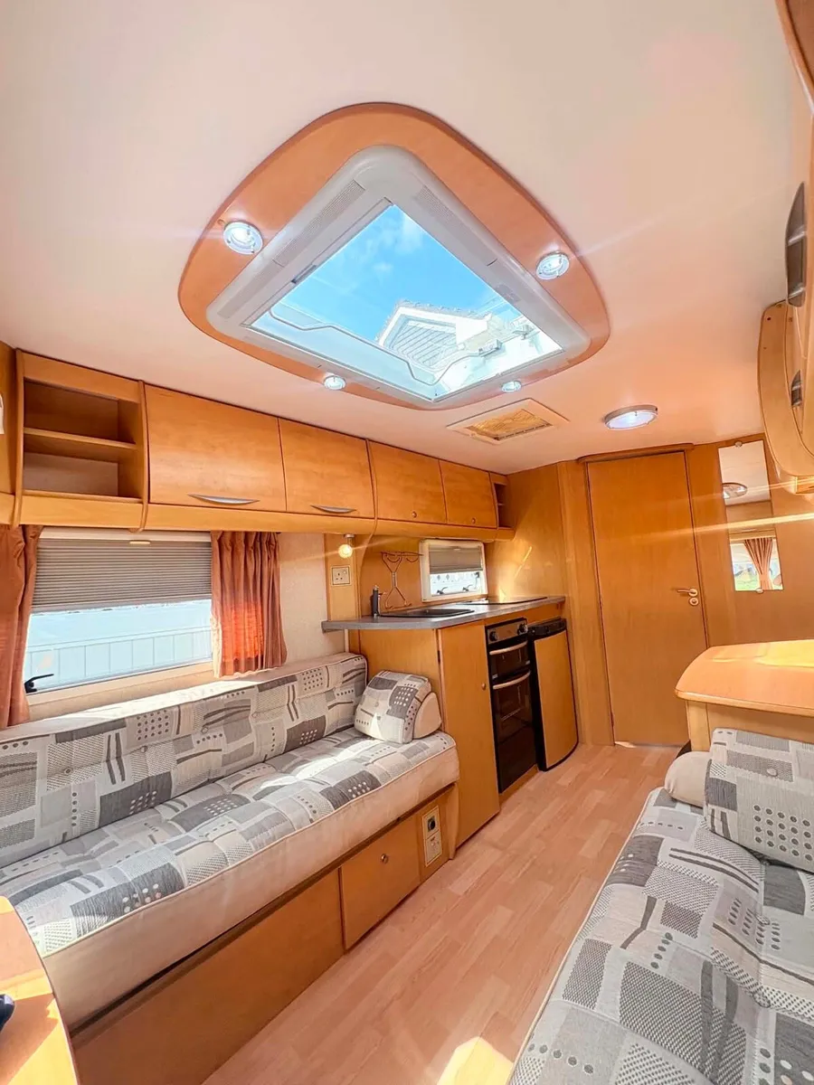 Bailey Pageant Caravan - Image 3