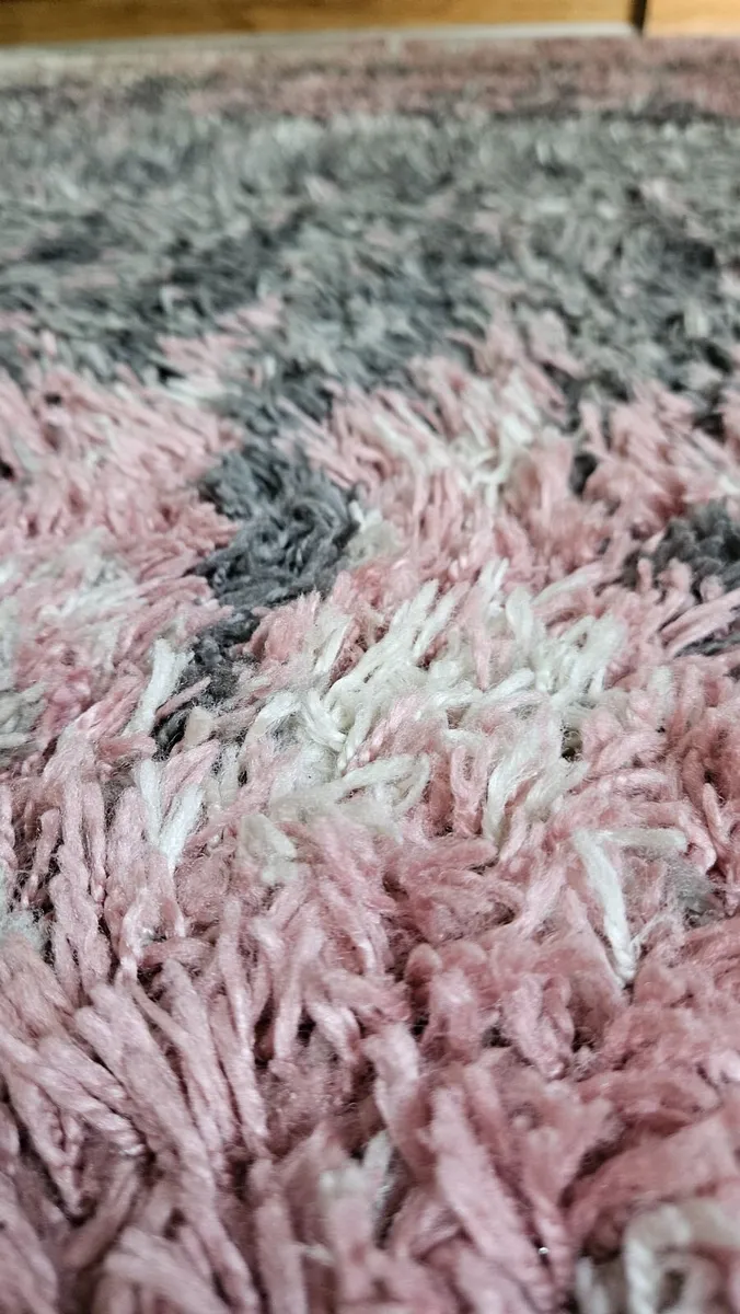 Large rug - Image 2