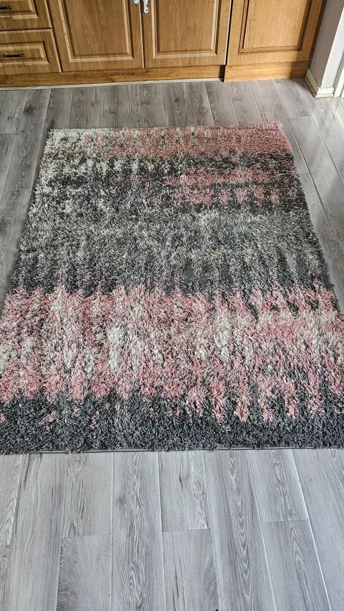 Large rug - Image 4