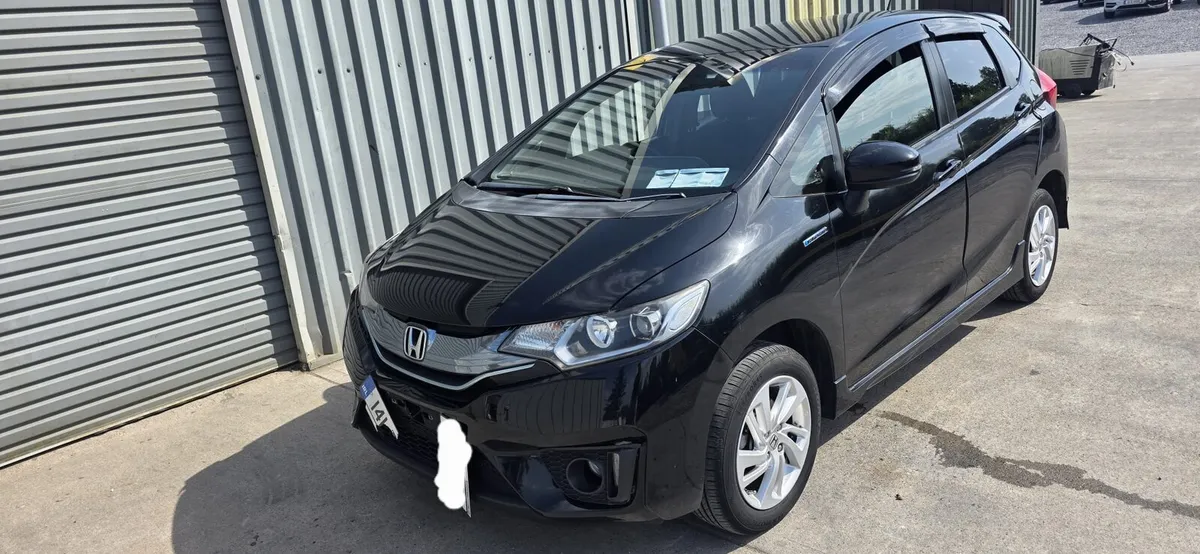 141 HONDA FIT HYBRID 4WD - Image 3