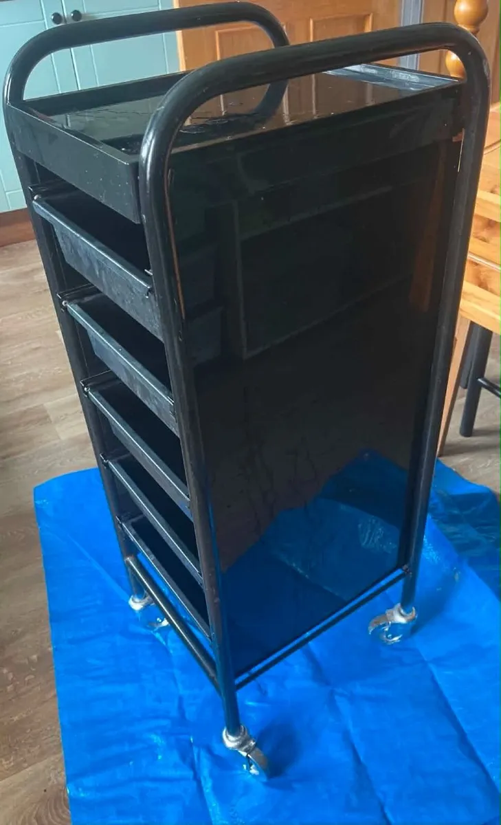 hairdressing gear suit mobile or home hairdresser
