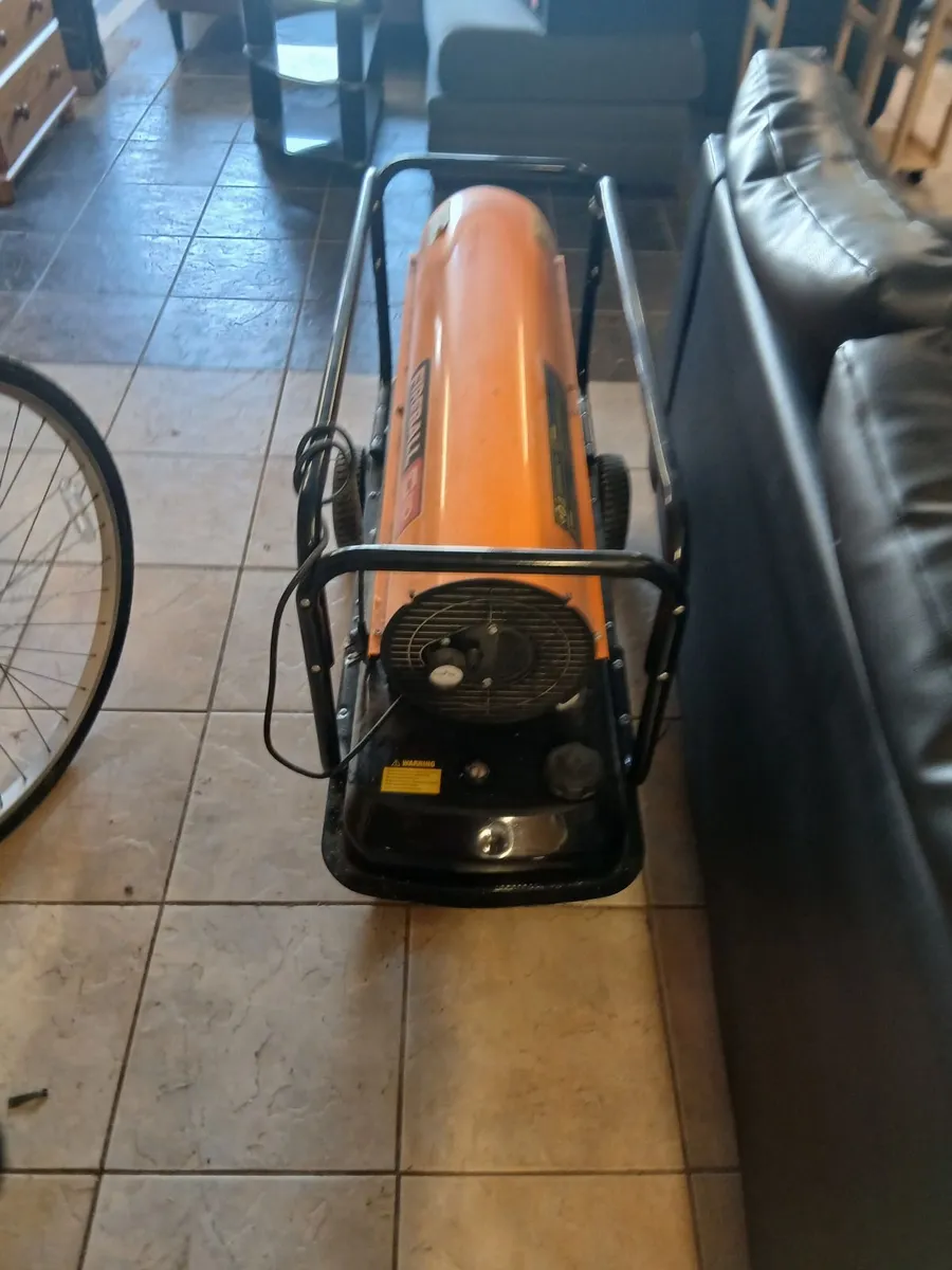 Space heater - Image 4
