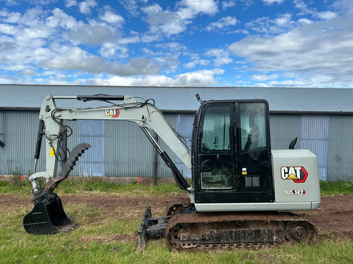 2019 Caterpillar 305.5E2 (C/W Thumb grab) - Image 2