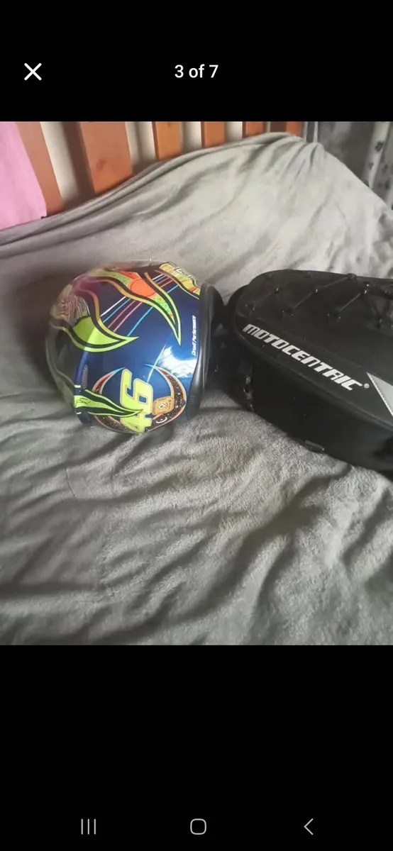 Motorbike helmet - Image 3