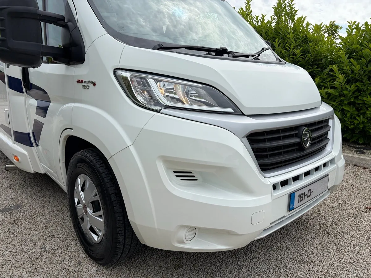 2018 SWIFT ESCAPE 2.3 695 / 6x BERTH 5x BELTS - Image 4