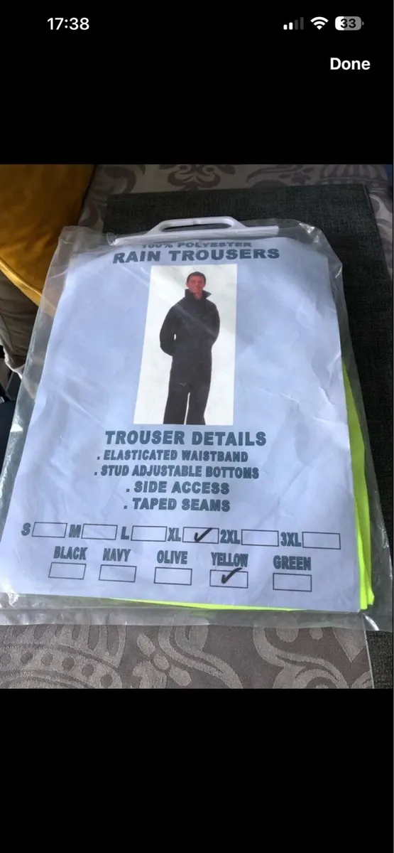 Mens new rain bottoms size XL €10 - Image 3