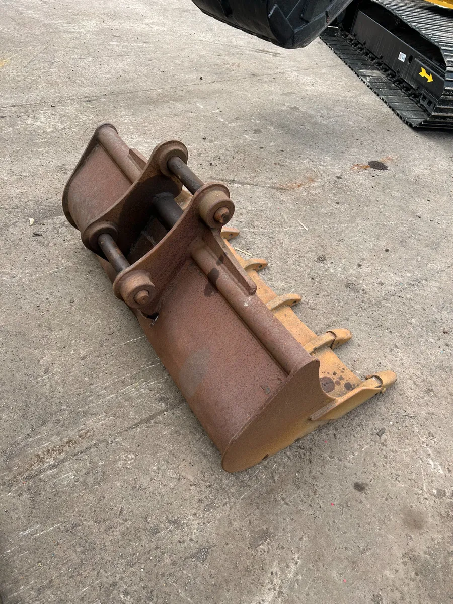 4FT Ditching Bucket ((45mm pins)) - Image 2