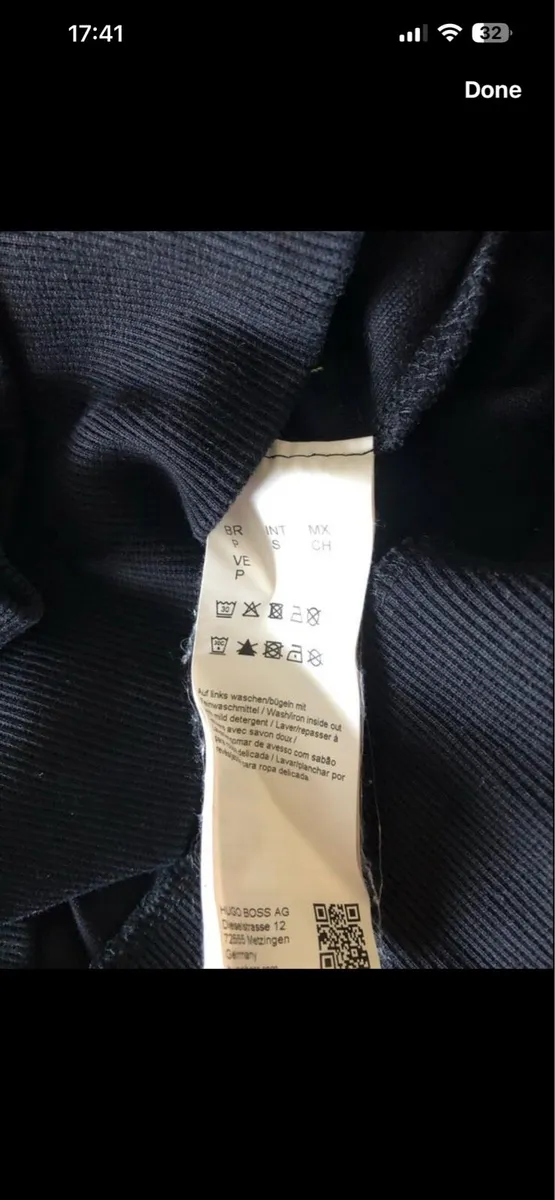 Mens Hugo Boss tracksuit size S €60 - Image 3