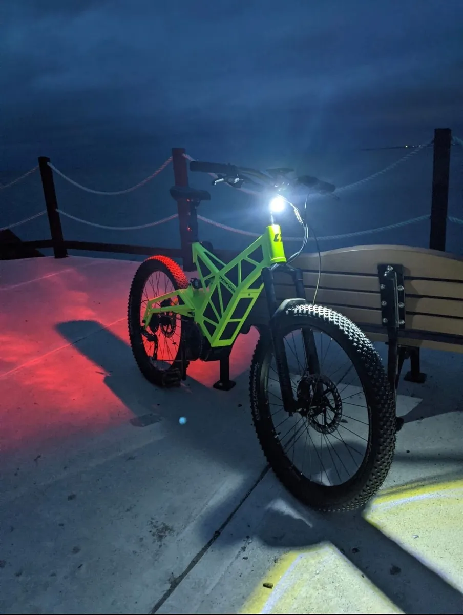 Electric mountain bike - Image 3