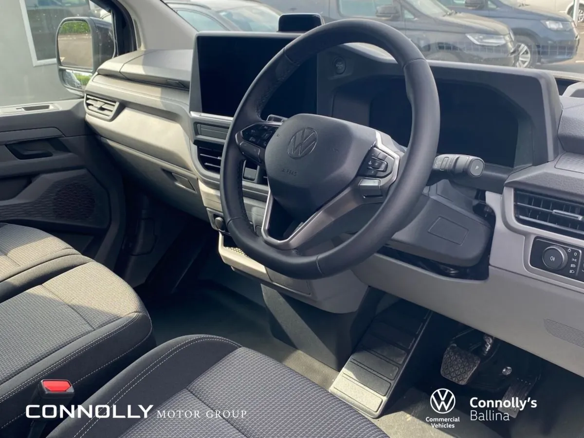 Volkswagen Transporter Highline 30 LWB 2.0TDi 150b - Image 2