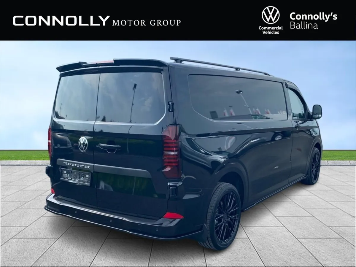 Volkswagen Transporter Highline 30 LWB 2.0TDi 150b - Image 3